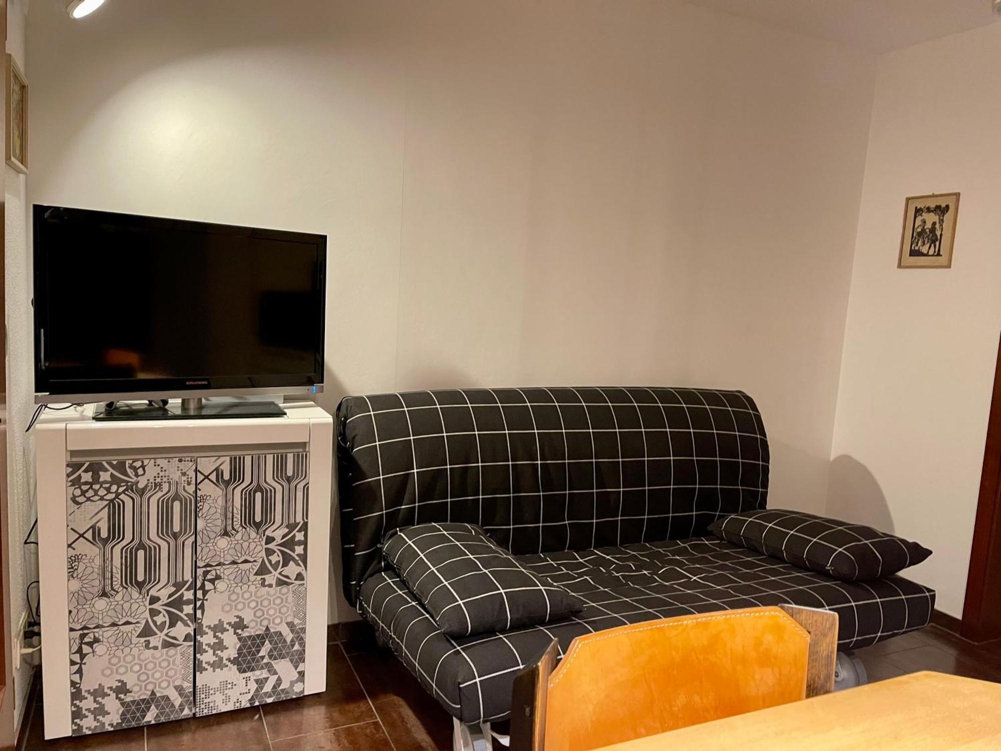 Wunderschoenes 2 Zimmer Apartment Zentrum Goldstadt Pforzheim Ngoại thất bức ảnh