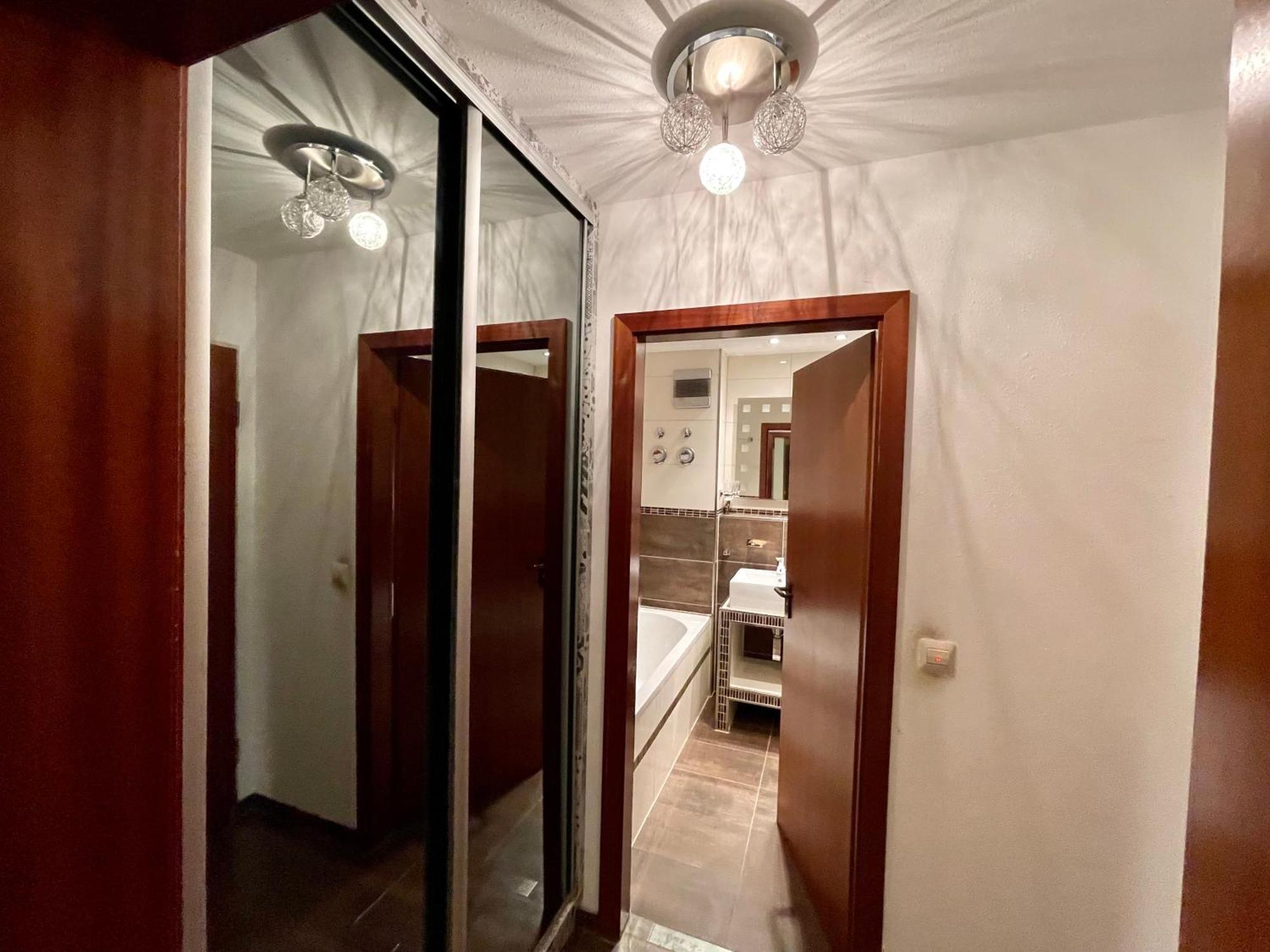 Wunderschoenes 2 Zimmer Apartment Zentrum Goldstadt Pforzheim Ngoại thất bức ảnh