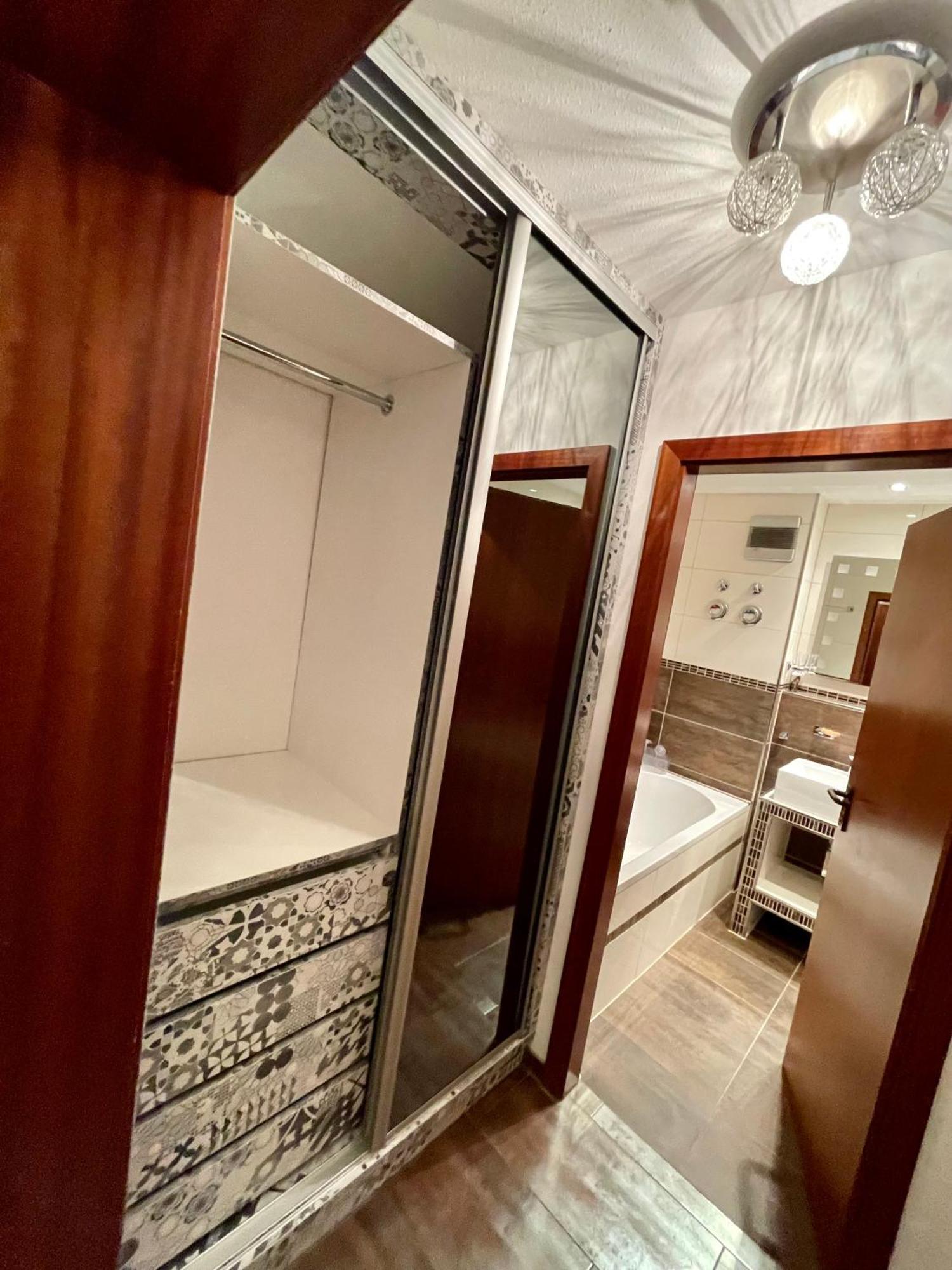 Wunderschoenes 2 Zimmer Apartment Zentrum Goldstadt Pforzheim Ngoại thất bức ảnh