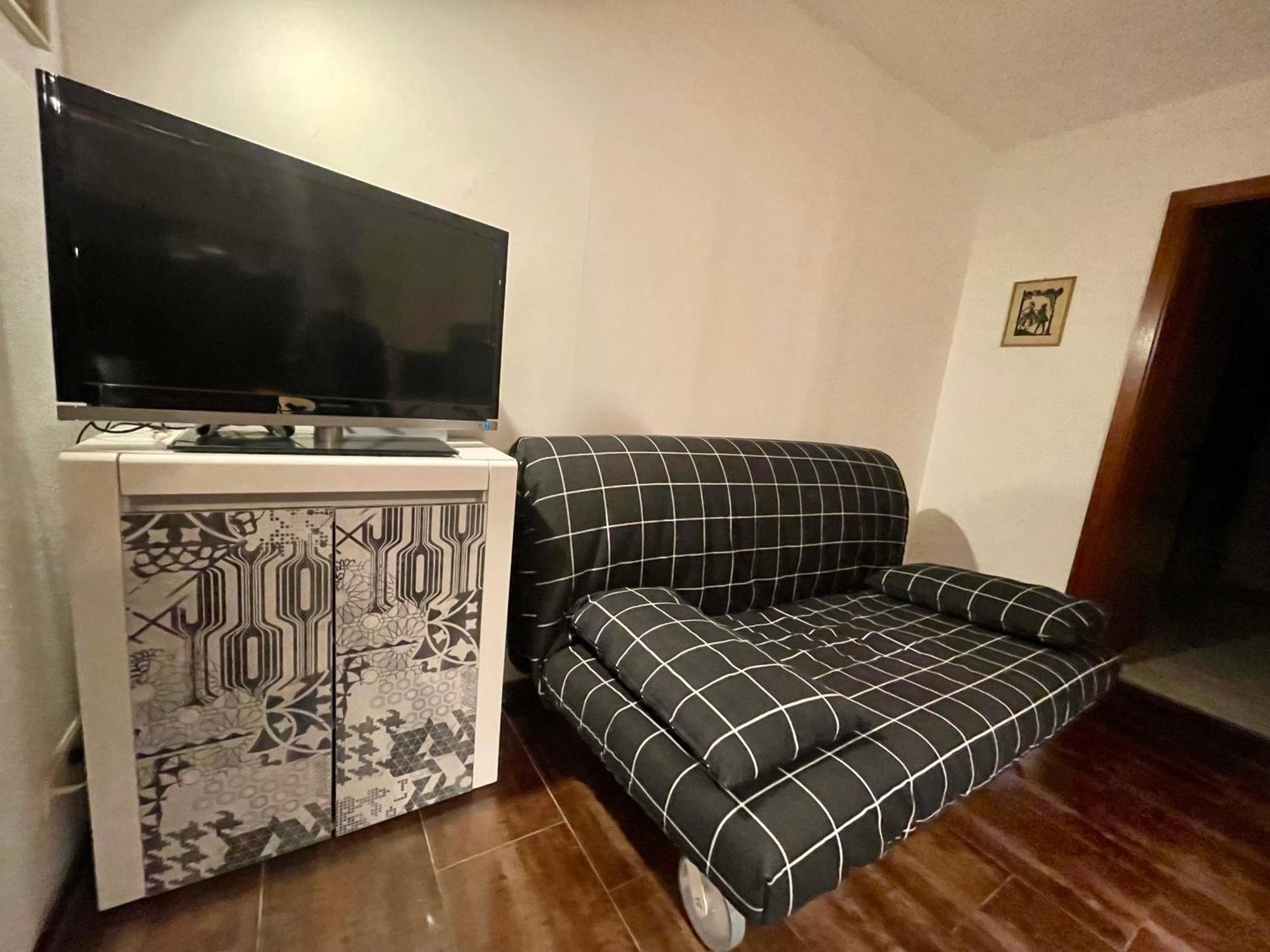 Wunderschoenes 2 Zimmer Apartment Zentrum Goldstadt Pforzheim Ngoại thất bức ảnh